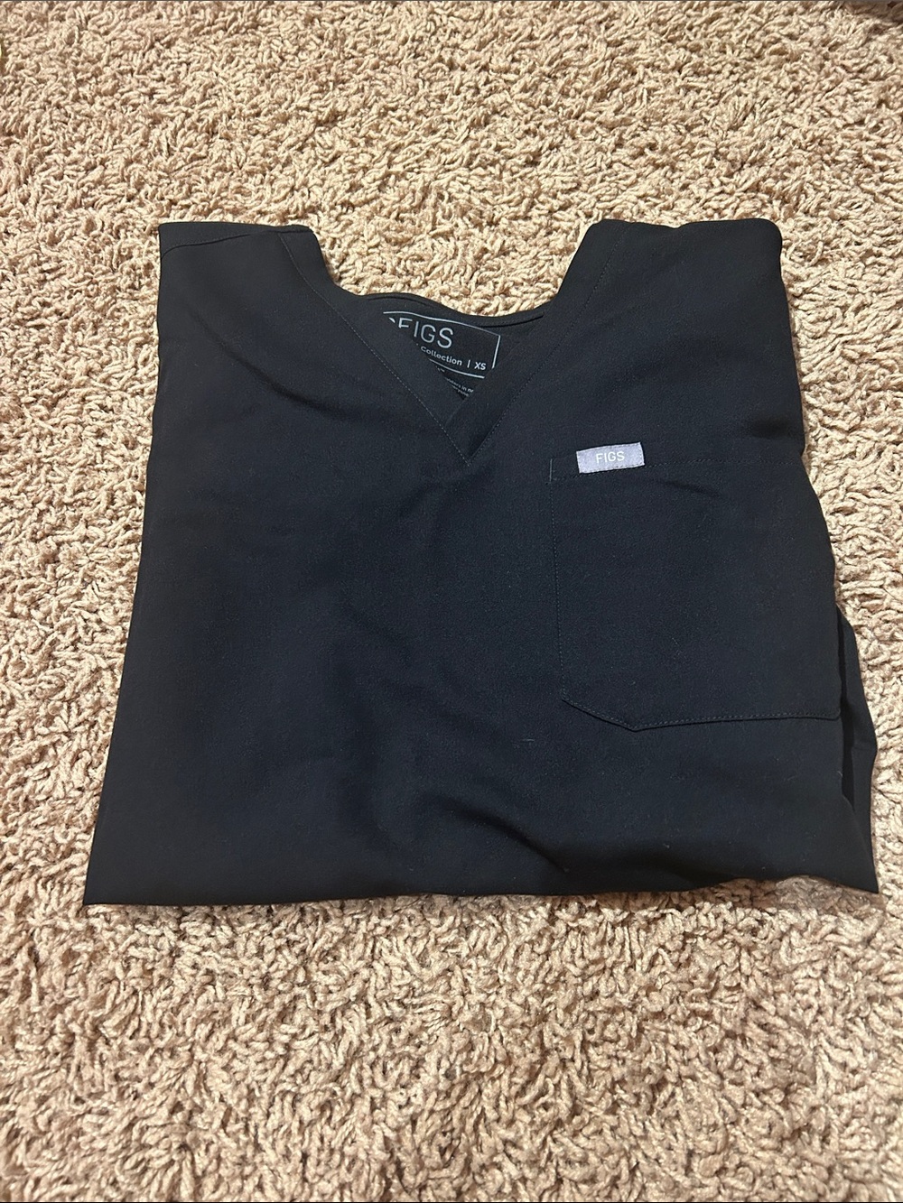 FIGS Black V-Neck Medical Scrub Top size:xs bottoms:xs/p